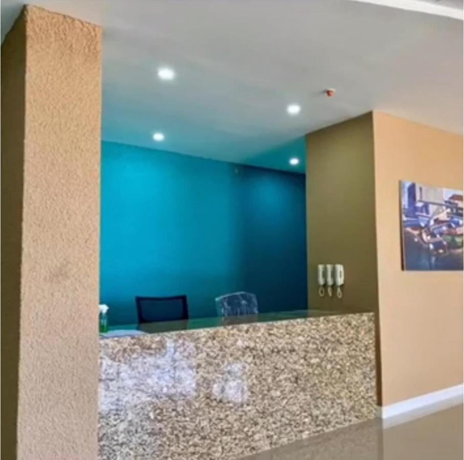 Ornella Villa - 2-Br Apartment - Pool - Parking Portmore Exterior photo
